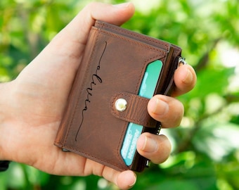 The Globetrotter Leather Wallet, Modern Travel Accessory for Women Mechanical Card Holder, Gift for Her