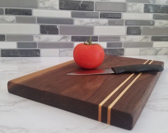 Kleine walnotensnijplank, ideaal om te koken en te serveren