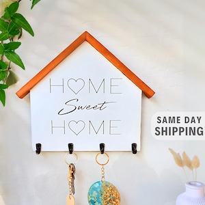 Custom Keychain Holder for Housewarming Gift, Wall hanging for Couple, Key Hanger Wall Decor, Anniversary Wedding Gift for Couple Unique