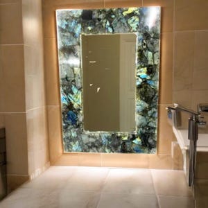 Espejo de pared rectangular de labradorita: espejo de baño personalizable hecho a mano