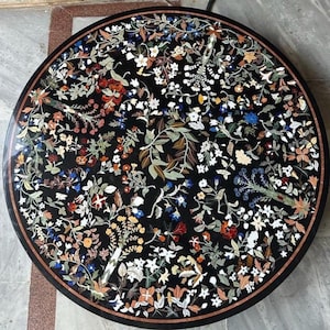 Handgemaakt marmeren tafelblad: Pietra Dura-edelsteeninlegkunst