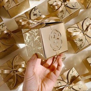 15 Luxury Exquisite Tulip Hot Gold Ribbon Carton Wedding Candy Chocolate Gift Box