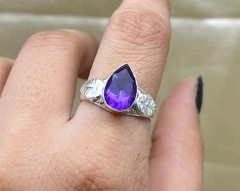 Natural Amethyst Silver Ring, Purple Amethyst Gemstone Ring For Women, Faceted Amethyst Ring For Women, Amethyst February Birthstone Gifts
