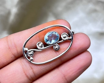 ブローチ　【b315】　七宝　エマイユ　925 銀製　SILVER brooch Vintage Japan 950 sterling silver brooch with genuine