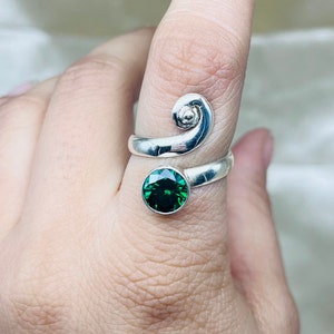 Natural Green Garnet Silver Ring, 925 Sterling Silver Tsavorite Green Garnet Gemstone Ring For Women, Boho Statement Ring For Her Gifts Idea