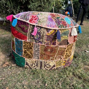 Indisk broderad lapptäcke ottomansk puff handgjord kantha puffdekoration puff fotpall golvpuff ottomansk golvpuff presentartikel - endast överdrag