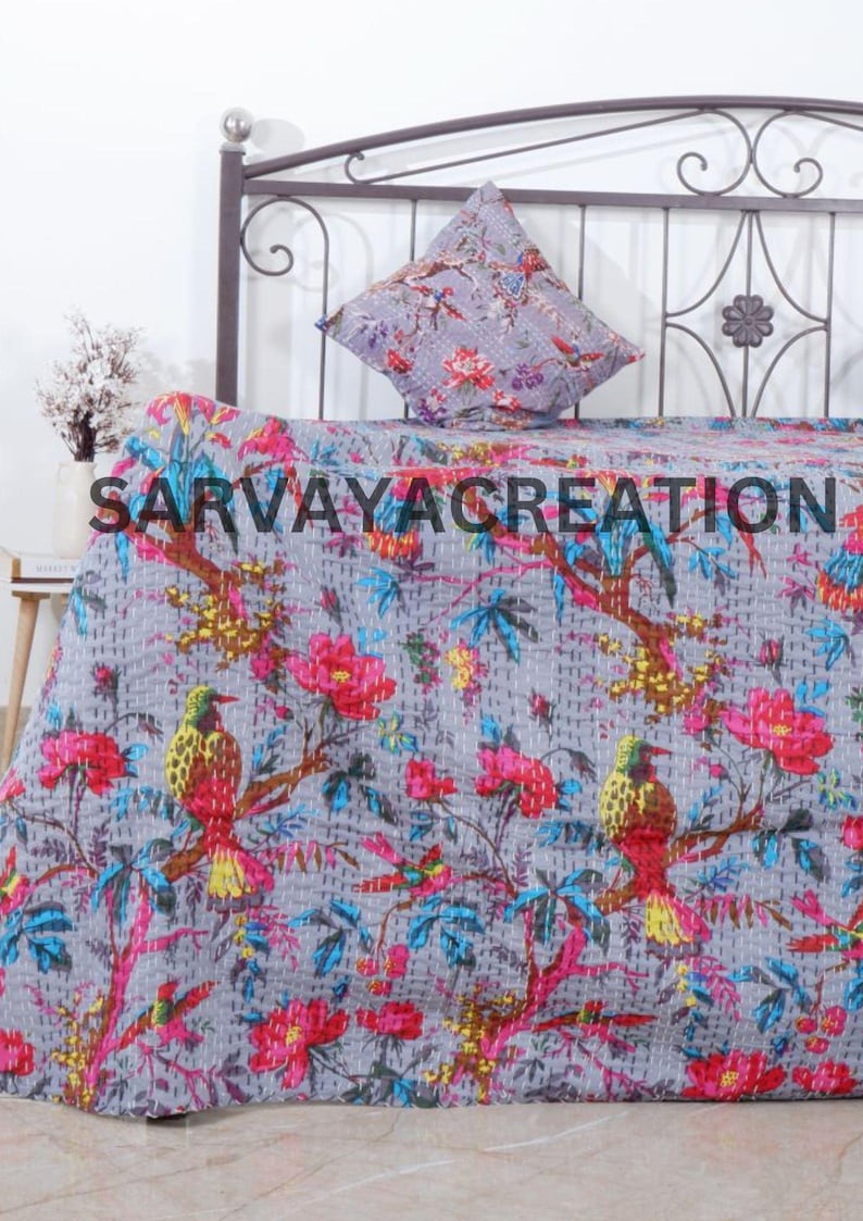 Vinsan Huis Indiase handgemaakte Kantha gewatteerde vintage katoenen quilt paradijs print boho Coverlet plaid deken beddegoed beddengoed thuis decoratieve gudri (roze, Twin 60 x 90 Vinsan Huis Indiase handgemaakte Kantha gewatteerde vintage katoenen quilt paradijs print boho Coverlet plaid deken beddegoed beddengoed thuis decoratieve gudri (roze, Twin 60 x 90