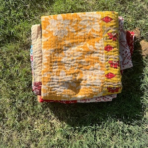 Wholesale Lot Of Indian Vintage Kantha Quilt Handmade Throw Reversible Blanket Bedspread Cotton Fabric BOHEMIAN quilt