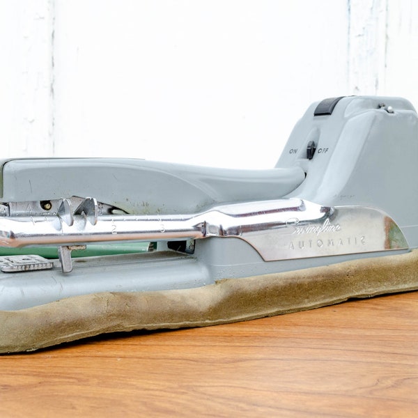 Vintage Swingline MODEL 66-A Automatic Electric Stapler / Hands Free Tool for a Business or Home Office