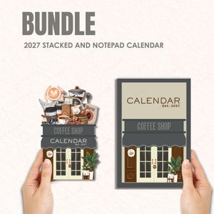 Puede incluir: Un conjunto de calendarios apilados y blocs de notas de 2027. El calendario apilado tiene la forma de una cafetería con una ilustración detallada de artículos relacionados con el café. El calendario de bloc de notas tiene un diseño similar. Ambos presentan el texto "COFFEE SHOP" y "CALENDAR Est. 2027".