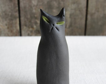 Witchy Cat. Miniature Ceramic Black Cat. Black Cat Figurine, Miniature Handmade Ceramic Pottery Cat Figurine, Tiny Cat Art, Cat Lover Gift