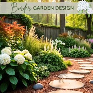 Puede incluir: Una exuberante escena de jardín con un camino de piedra que serpentea a través de vibrantes parterres. Se presentan hortensias blancas, hierbas altas y flores moradas. El texto "Border Garden Design" está en la parte superior.