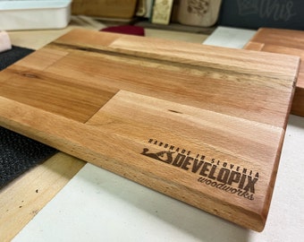 Elegant Cutting Board 20cm x 32cm Beech wood