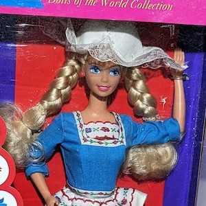 Dutch Barbie Doll (1993) #11104 - New in Box - Dolls of the World Collection
