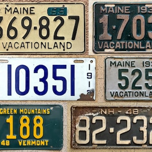 Vintage kentekenplaten uit Massachusetts, Maine, Vermont en New Hampshire – ORIGINELE tags voor antieke auto&#39;s