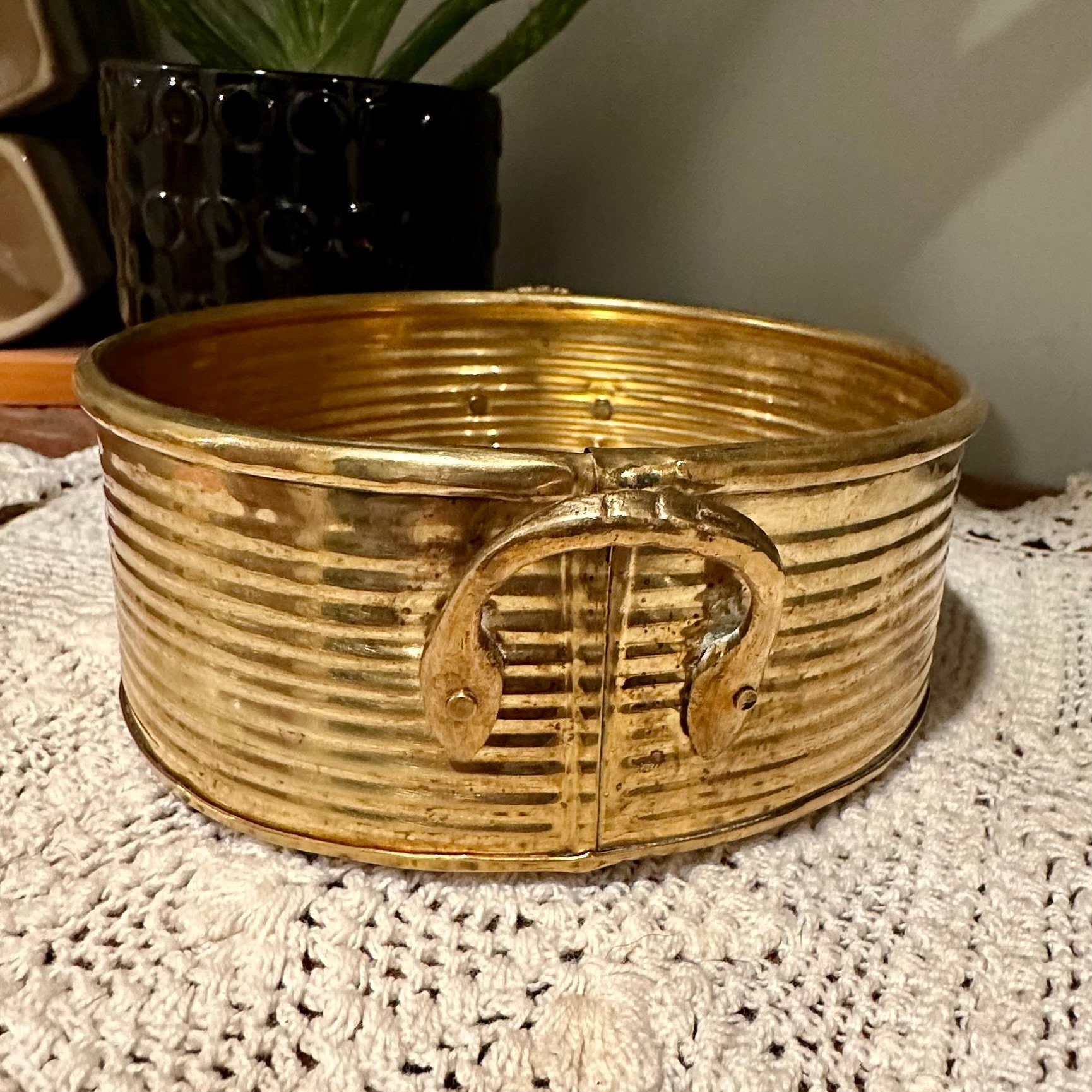 Orra Antique Brass Round Metal Planters, Handmade, Lightweight & Decorative main image 1