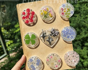 Real Flower Phone Grip,Real Forget-me-not Resin Magnetic Grip,Pressed Dried Baby's Breath For Kindle Grip,Handmade Floral Kindle Accessorie