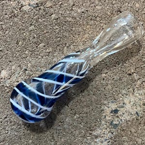 Chillum Glas-Pfeife Mundgeblasen, farbwechselnder Rauch Chillum Glas-Pfeife Motiv WSS24