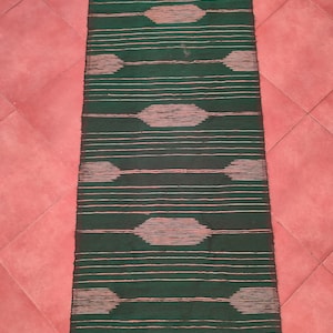 Moroccan handwoven table runner made of wool and raffia - Handmade green table runner