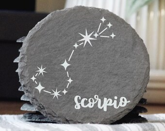Posavasos de pizarra con el signo del zodíaco de Escorpio / Constelación de Escorpio grabada con láser / Decoración de regalo astrológico