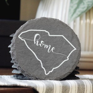 South Carolina Schiefer Untersetzer | &quot;Home&quot; Laser graviert | Rustikales Geschenk | Schiefer Untersetzer | Einweihungsgeschenk