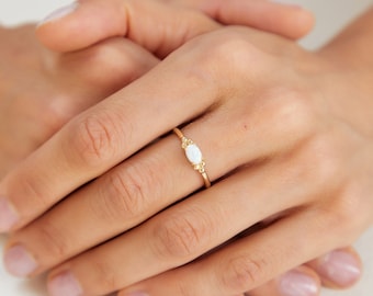 Sozuer 14K Gold Moonstone Engagement Ring - Handmade Gift for Her