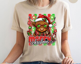 Merry Christmas Highland Cow T-Shirt, Funny Xmas Santa Hat Star Sunglasses Cow Lover Shirt, Farm Animal Holiday Apparel