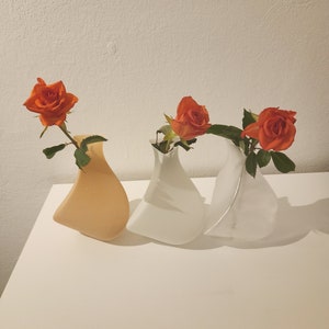 Modern flower vase