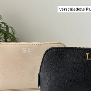 Kosmetiktasche mit Initialen personalisiert in schwarz aus Kunstleder, Buchstaben Schminktasche Initial beplottet Set mit Anfangsbuchstaben Bild 9