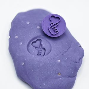 Kpop Demon Hunters Sensory Jars, Personalized Play Dough Party Favors (Set of 6) 画像 5