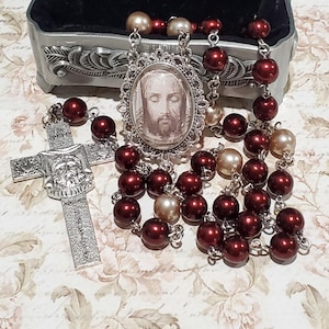 HOLY FACE of Jesus Chaplet, Czech Wine Pearl Glass Beads, Glass Inlay Medallion, Silver Tone, w/Instructions, Chaplet of the Holy Face