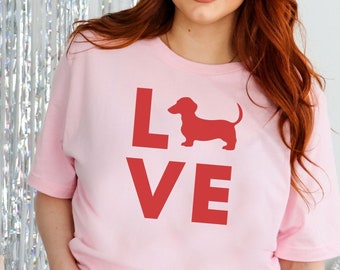 Dachshund Valentine's Shirt, Funny Dachshund T-shirt, Valentine's Dog Shirt, Dachshund Lover Gift Doxie Mom Dachshund Mom Gift, Dog Mom Gift