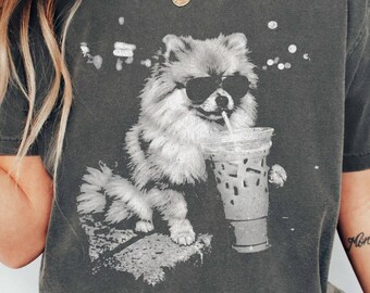 Camiseta Comfort Colors Pomerania, Camiseta divertida de perro bebiendo café helado, Camiseta vintage de perro, Camiseta unisex para papás de perros, Regalo para amantes de los Pomerania