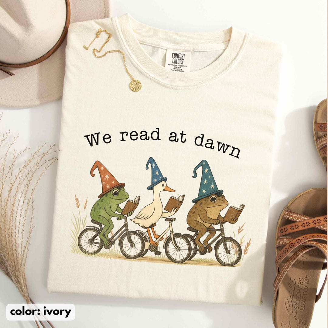 Bookish Funny Frog Reading Shirt Weirdcore Funny Frog Shirt Weird ...