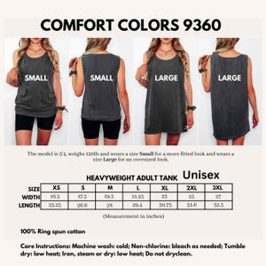 Puede incluir: Camiseta sin mangas unisex para adultos, gris oscuro, con tabla de tallas e instrucciones de cuidado. La modelo mide 1,63 m y pesa 54 kg, usa la talla Small para un look ajustado y Large para un look oversize. 100% algod&oacute;n ring-spun. Texto "COMFORT COLORS 9360".