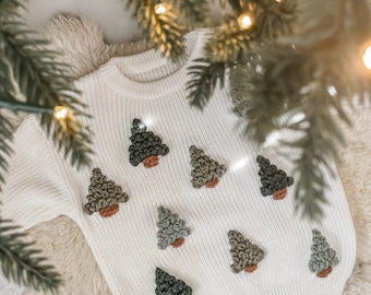 Weihnachtspullover | Weihnachtsbaum Druck | Hand bestickter Strickpullover | Baby und Kleinkind