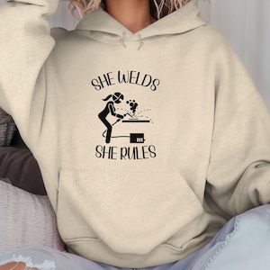 Welder Hooded Sweatshirt, Women Welding shirt, welder shirt, welder sweatshirt, Metal Worker, welder mom gift, welder gift, Welder Hoodie