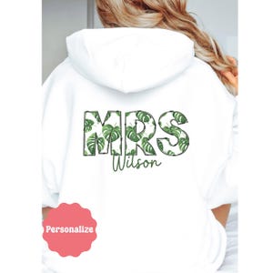 Custom Mrs Sweatshirt, Mrs Last Name Zip Up Hoodie, Personalized Bride Gift, Honeymoon Sweatshirt, Bride Zip Up, Wedding Hoodie, engagement