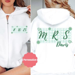 Custom Mrs Sweatshirt, Mrs Last Name Zip Up Hoodie, Personalized Bride Gift, Honeymoon Sweatshirt, Bride Zip Up, Wedding Hoodie, engagement