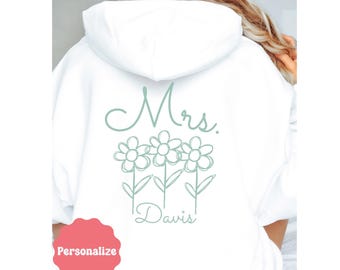 Custom Mrs Sweatshirt, Mrs Last Name Zip Up Hoodie, Personalized Bride Gift, Honeymoon Sweatshirt, Bride Zip Up, Wedding Hoodie, engagement