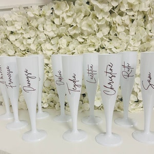 Pair/3/4/5+ Personalised Champagne Flutes | Hen Party/Bride Team/Bridesmaids/Gifts for Wedding Party