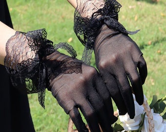 Gothic Gloves: Women's Lace Gloves/Wedding Gloves/Gothic Black Gloves/Halloween&Cosplay Accessory/Gothic accessories/Gothic Clothing