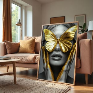 Stampa su tela "Golden Butterfly" – Elegante ritratto di donna in nero e oro – Arte murale di lusso