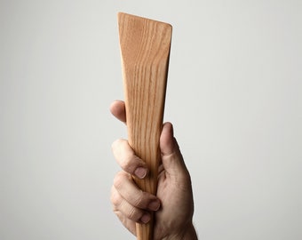 Stir-Fry Spatula - Walnut or Ash