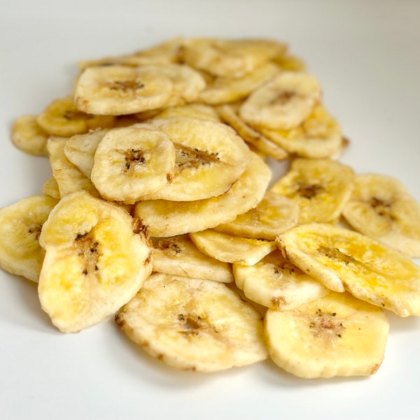 Unsweetened Banana Chips for Small Animals | Suitable for Hamsters, Gerbils, Bunnies, Rabbits, etc