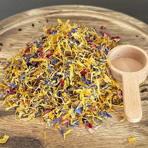 Classic Flower Forage Mix for Small Animals | HamsterEatery&#39;s Small Pet Treats