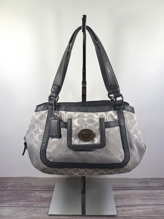 Coach F14934 Cricket Gray Signature Shoulder Bag Purse Coach F14934 Cricket Gray Signature Shoulder Bag Purse