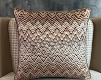 Decoratieve linnen kussenhoes, bruine chevron linnen sierkussenhoes, linnen Eurosham, kussensloop katoenen zigzag