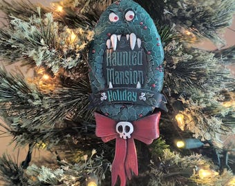 Haunted Mansion Holiday Wreath Plaque Ornament - Disneyland Inspired