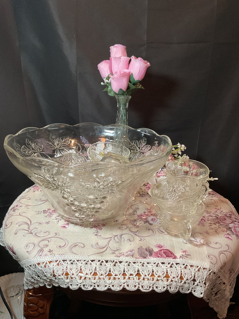 Anchor Hocking Vintage Punch Bowl 10 Cups and Hooks Etsy